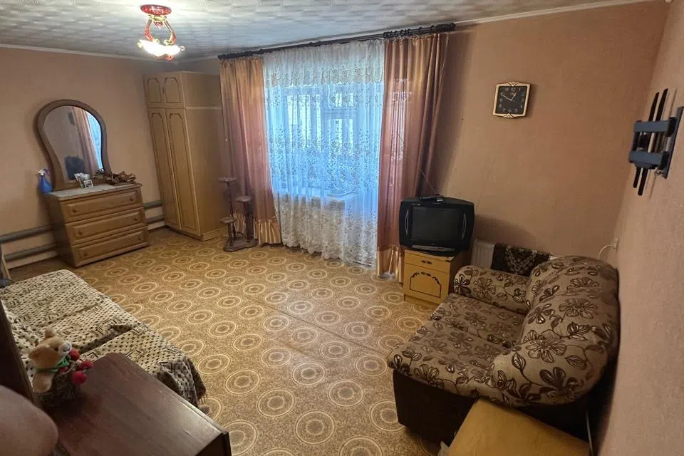 Продаётся 1-комнатная квартира, 38 м²