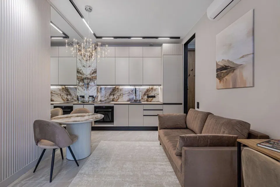 Продаётся 1-комнатная квартира, 42 м²