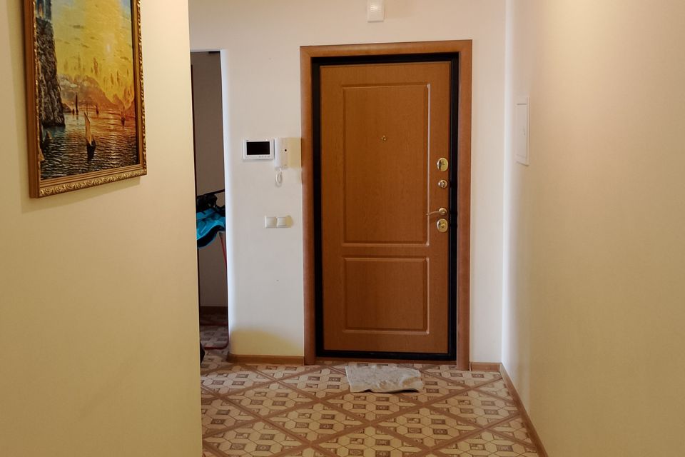 Продаётся 4-комнатная квартира, 132.3 м²