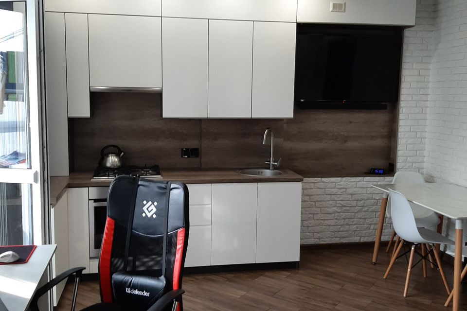 Продаётся 1-комнатная квартира, 43 м²