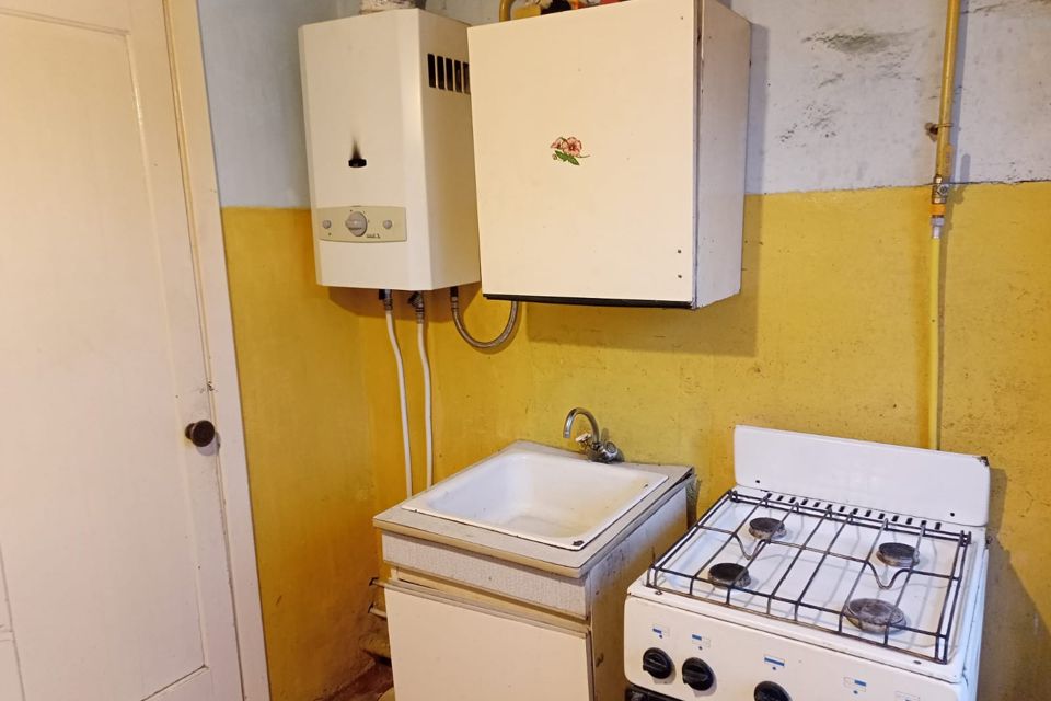 Продаётся 2-комнатная квартира, 42.4 м²