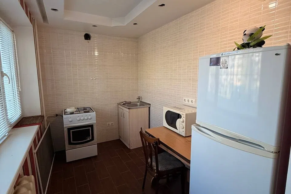 Продаётся 3-комнатная квартира, 52.8 м²