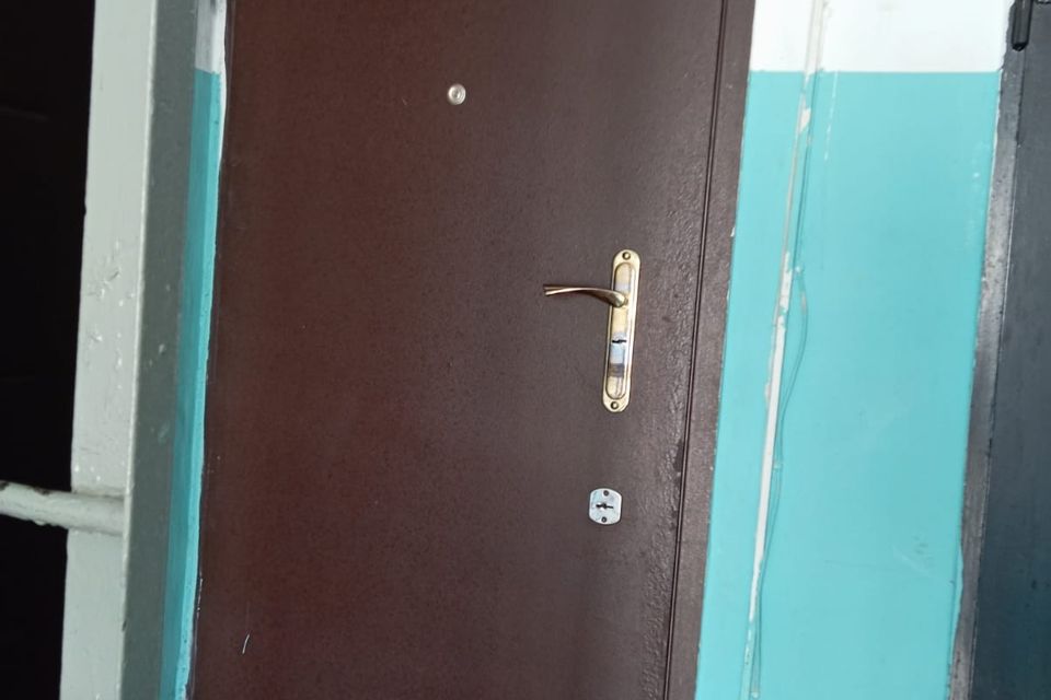Продаётся 3-комнатная квартира, 41.5 м²