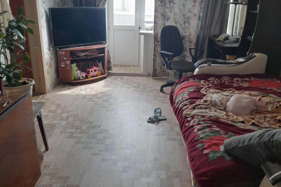 Продаётся 3-комнатная квартира, 52.6 м²