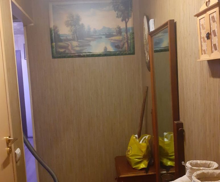 Продаётся 2-комнатная квартира, 42.8 м²