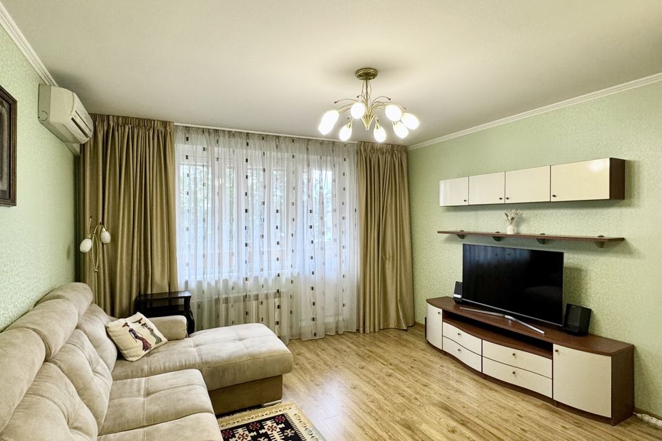 Продаётся 1-комнатная квартира, 38.8 м²