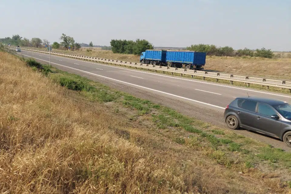 Продаётся участок, 200 сот.