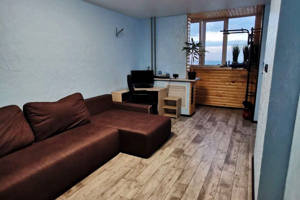 Продаётся 2-комнатная квартира, 57.6 м²