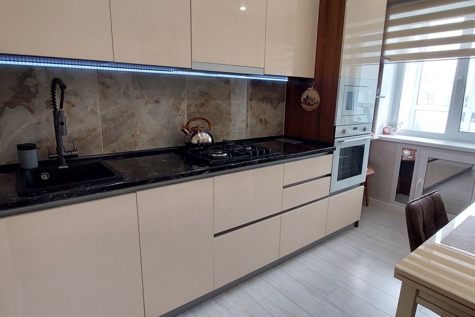 Продаётся 2-комнатная квартира, 60 м²