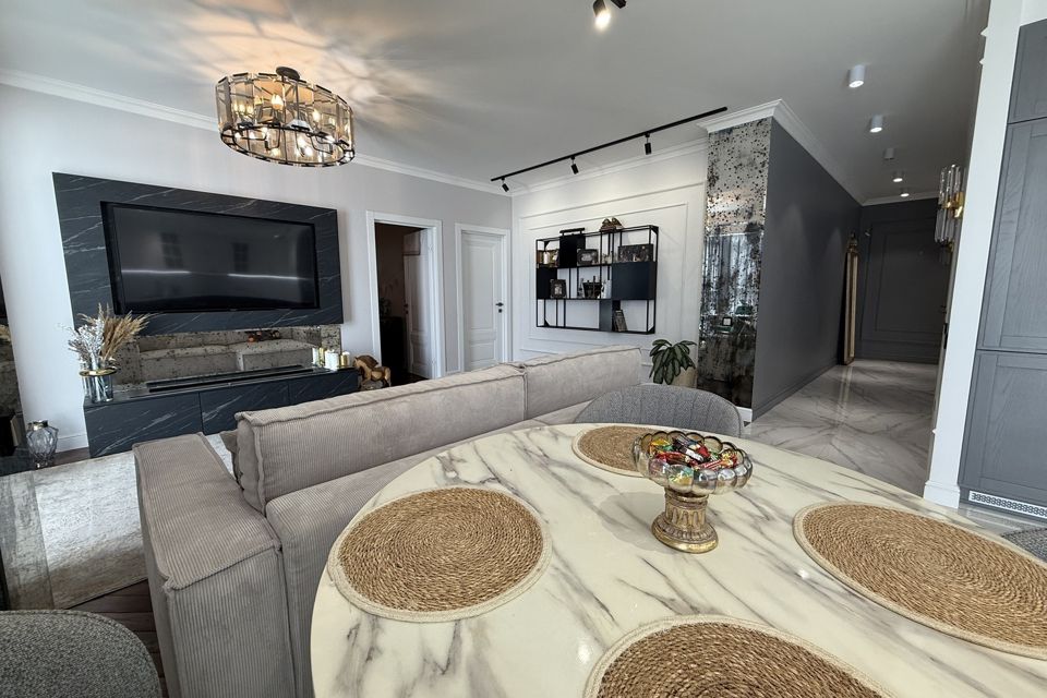 Продаётся 3-комнатная квартира, 98.8 м²
