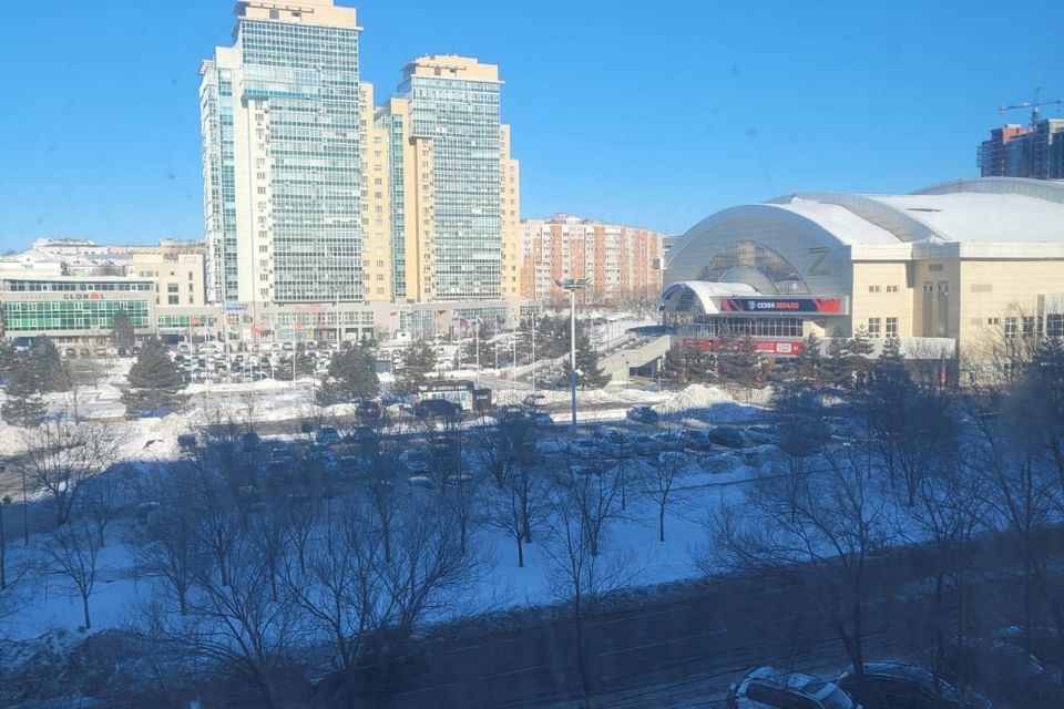 Продаётся 4-комнатная квартира, 92.8 м²