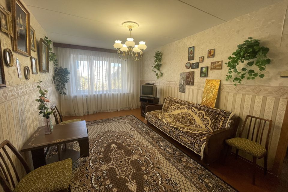 Продаётся 2-комнатная квартира, 55.4 м²