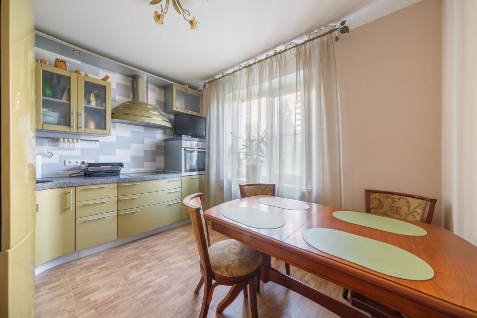 Продаётся 3-комнатная квартира, 83.1 м²
