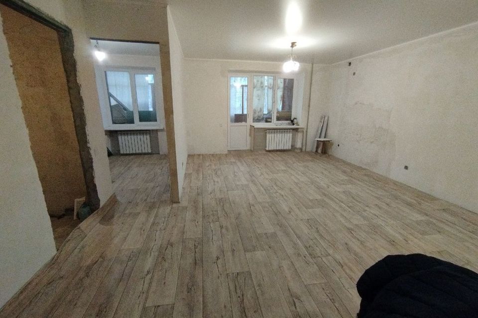 Продаётся 1-комнатная квартира, 41.7 м²