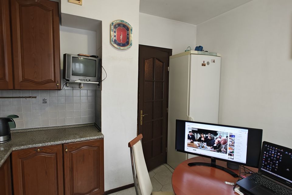 Продаётся 2-комнатная квартира, 57.4 м²