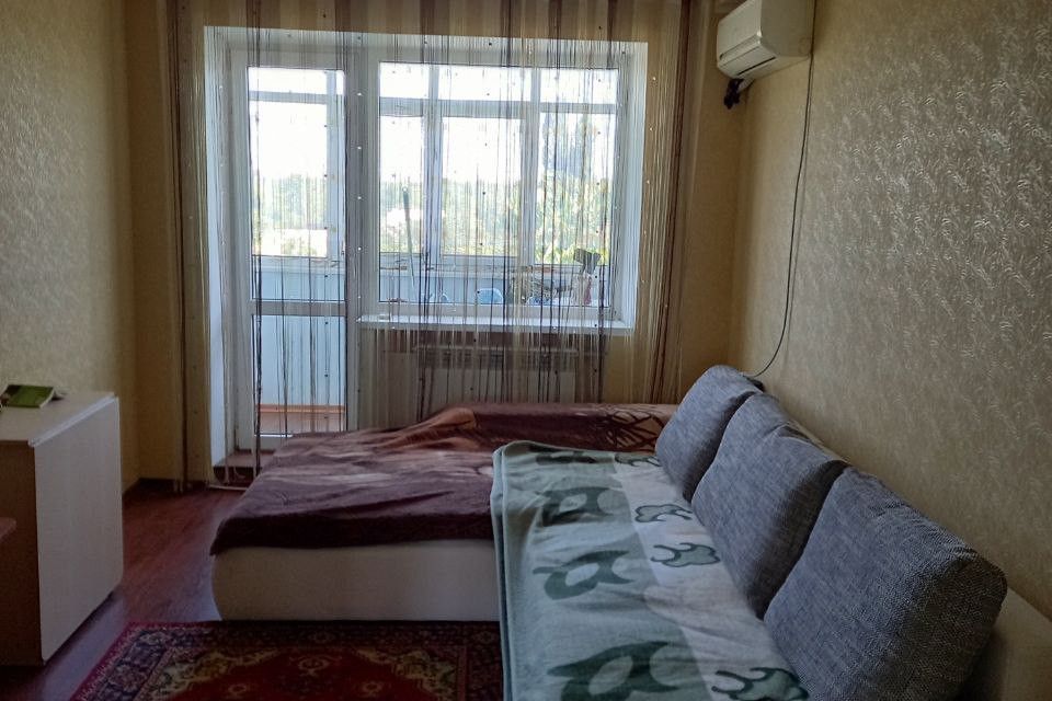 Продаётся 3-комнатная квартира, 57.9 м²