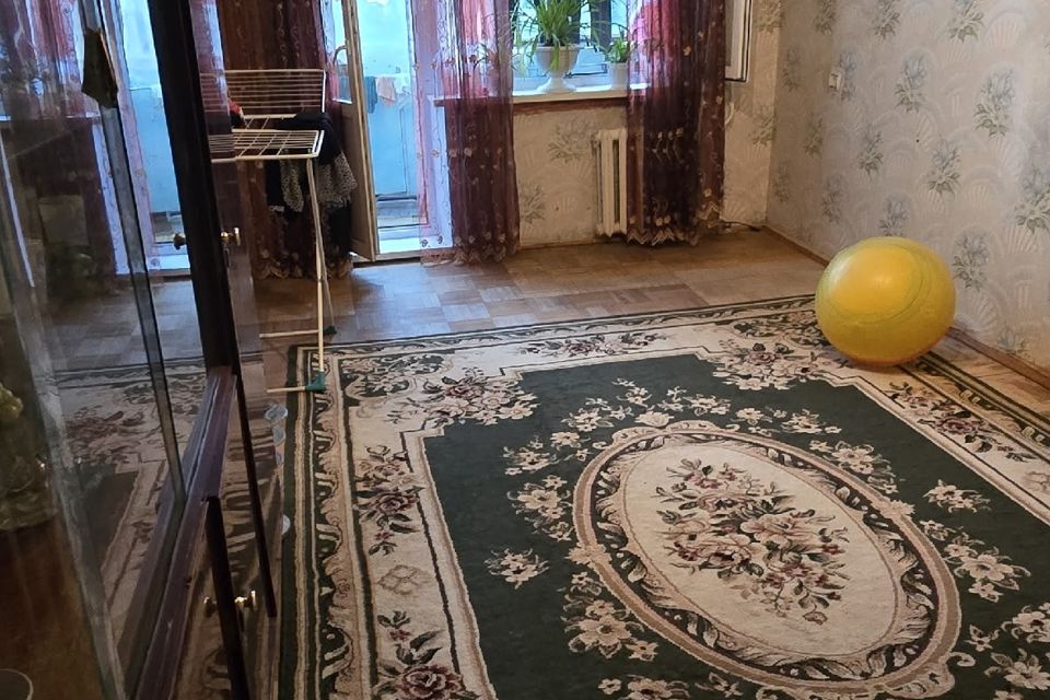 Продаётся 1-комнатная квартира, 46 м²
