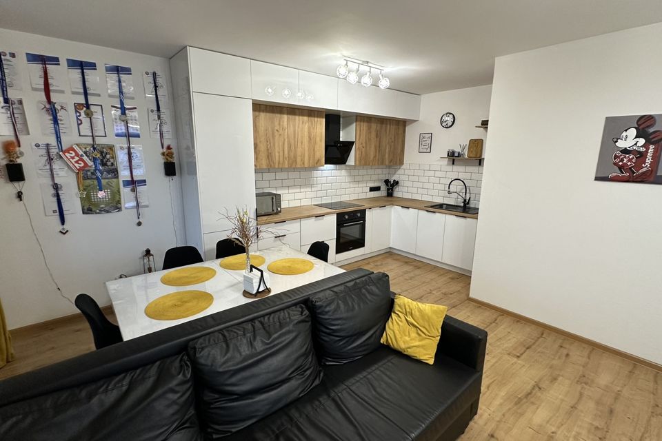 Продаётся 2-комнатная квартира, 64.5 м²