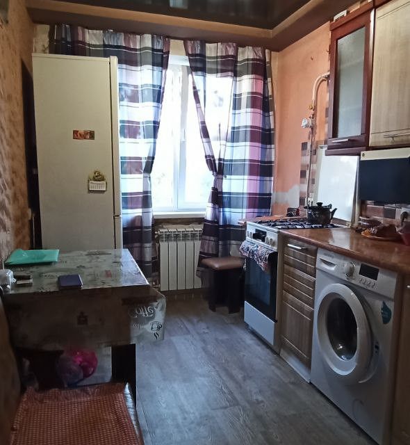 Продаётся 3-комнатная квартира, 57.3 м²