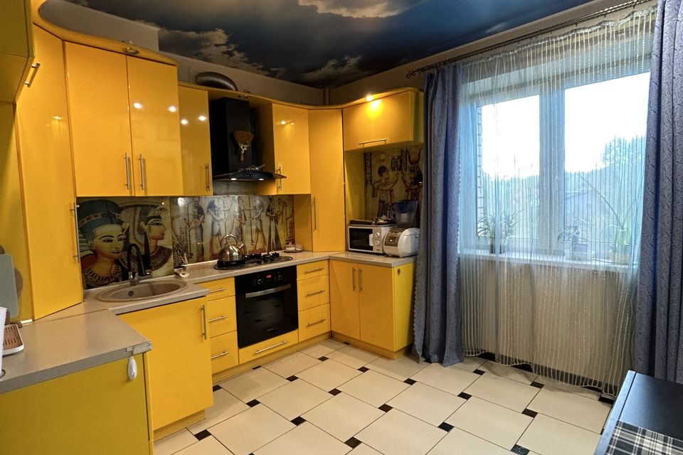Продаётся 3-комнатная квартира, 99.2 м²