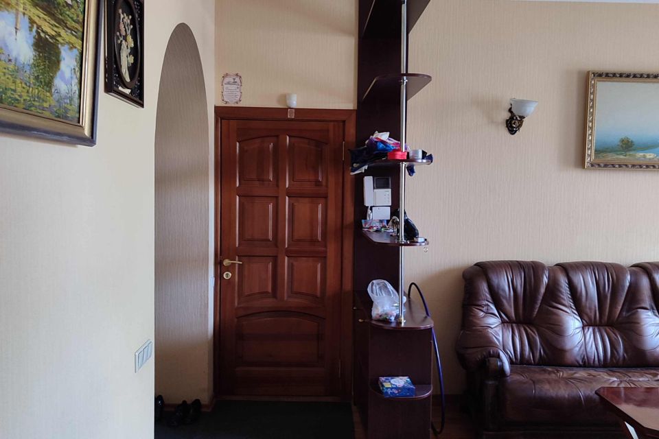 Продаётся 4-комнатная квартира, 96 м²