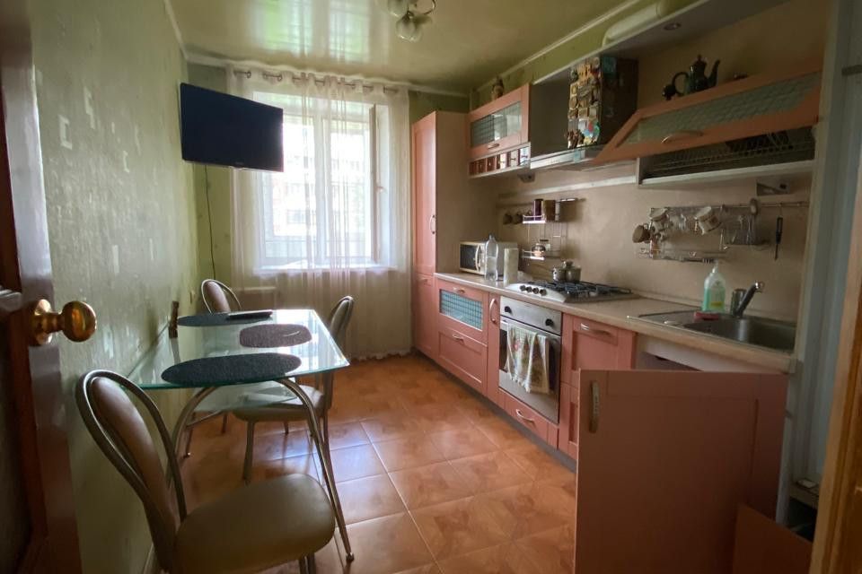Продаётся 2-комнатная квартира, 58.7 м²