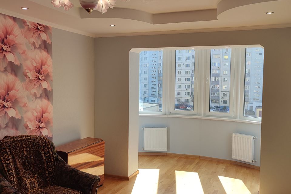 Продаётся 3-комнатная квартира, 93 м²