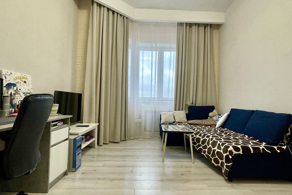 Продаётся 2-комнатная квартира, 59.8 м²