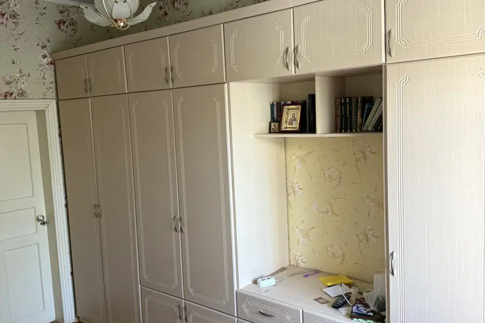 Продаётся 3-этажный дом, 271 м²