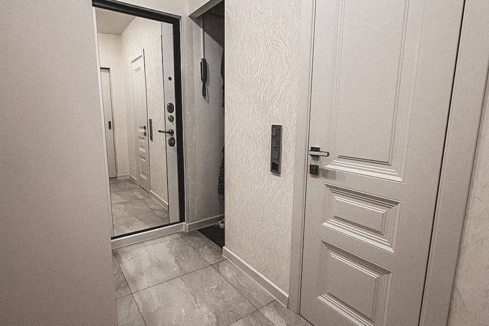 Продаётся 1-комнатная квартира, 35.6 м²
