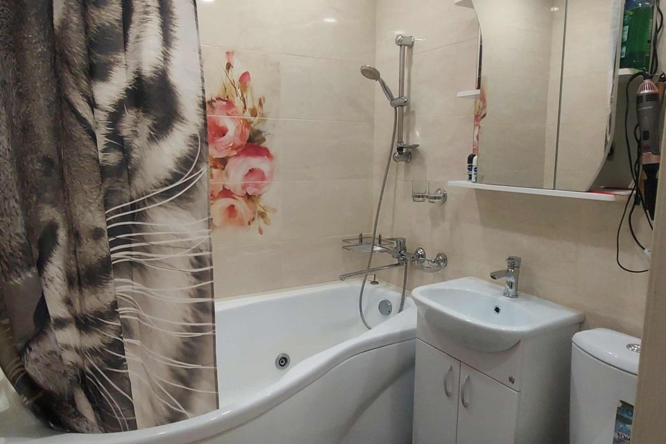 Продаётся 2-комнатная квартира, 47.6 м²