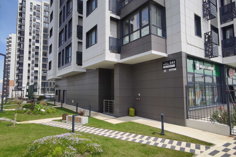 Продаётся 2-комнатная квартира, 57.4 м²