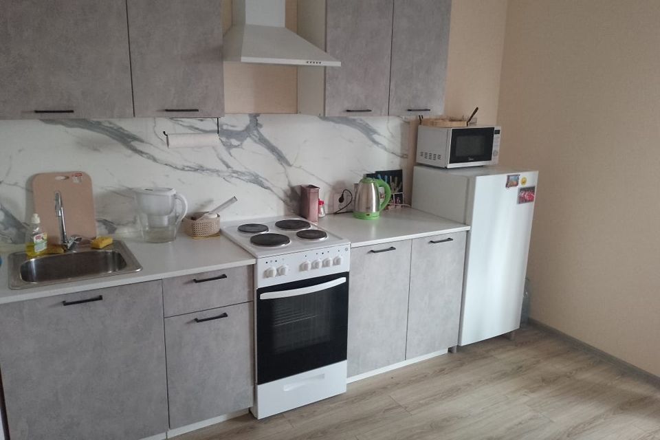 Продаётся 1-комнатная квартира, 37 м²