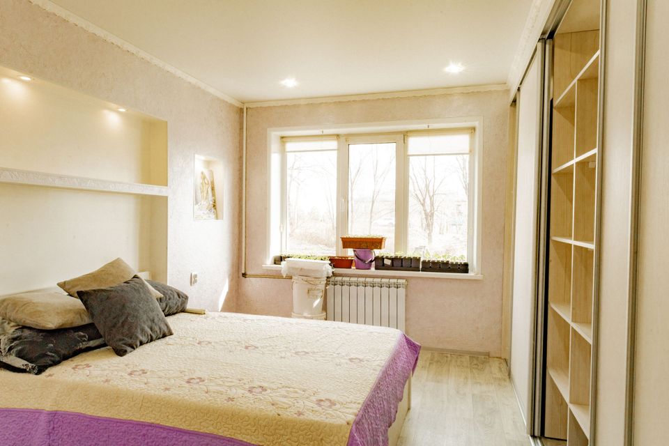 Продаётся 3-комнатная квартира, 59.2 м²