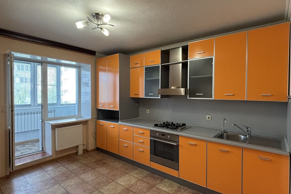 Продаётся 2-комнатная квартира, 66.8 м²