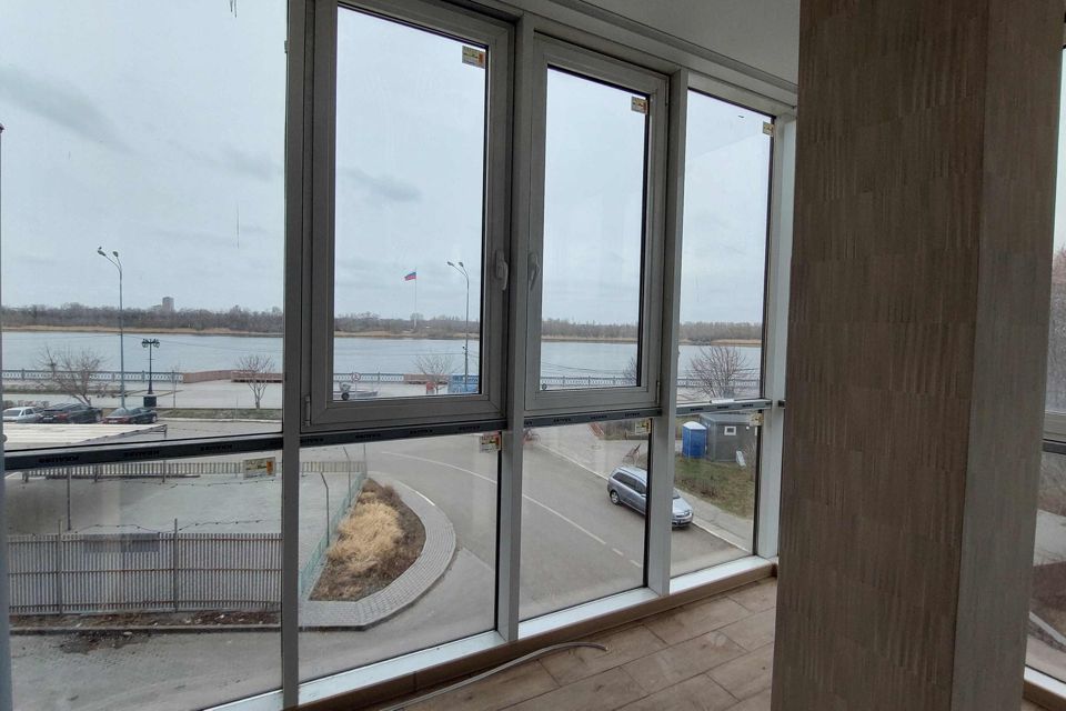 Продаётся 3-комнатная квартира, 148.3 м²