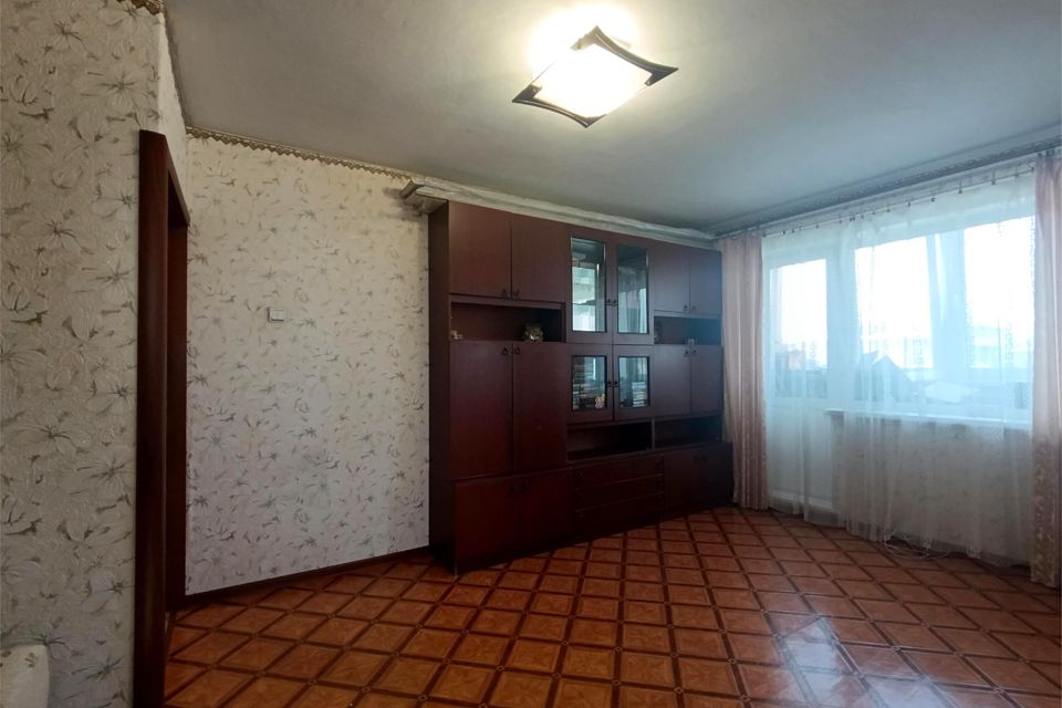 Продаётся 3-комнатная квартира, 47.7 м²