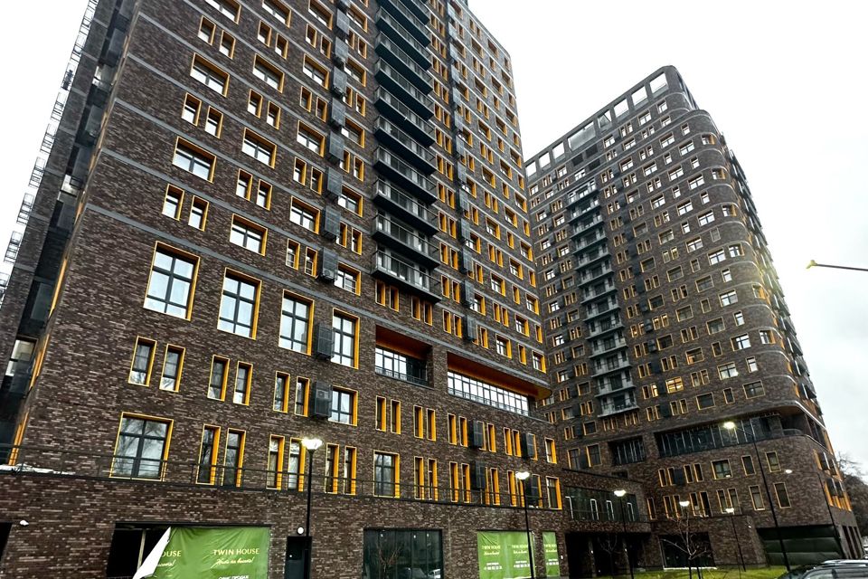 Продаётся 1-комнатная квартира, 46.9 м²