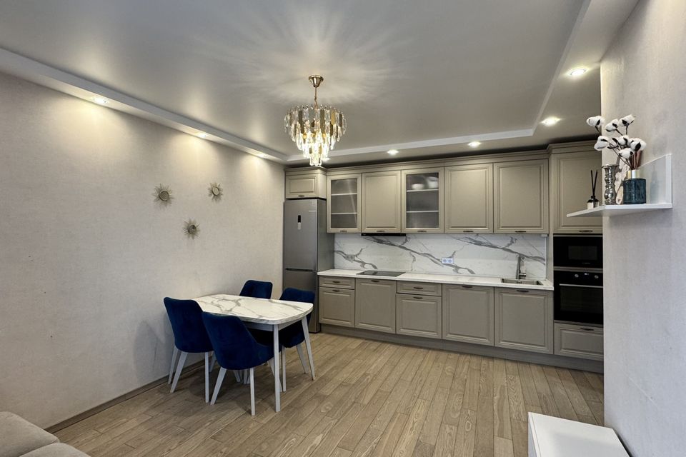 Сдаётся 2-комнатная квартира, 60.7 м²