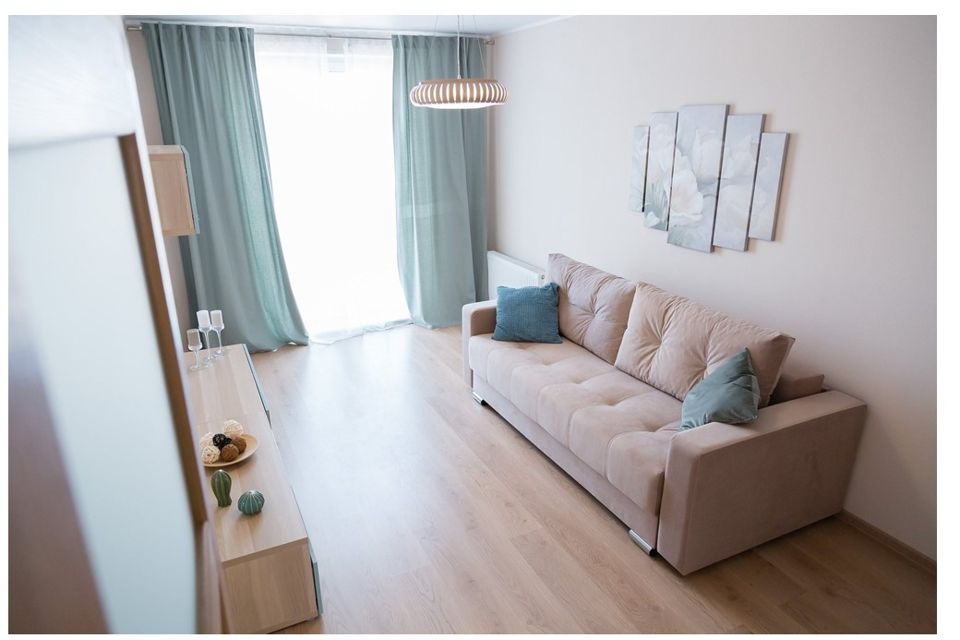 Продаётся 1-комнатная квартира, 43 м²