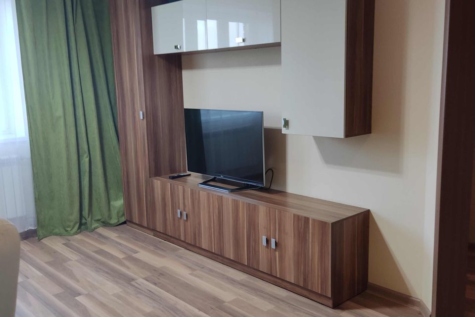 Продаётся 1-комнатная квартира, 41.8 м²