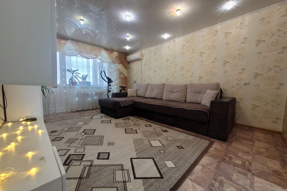 Продаётся 3-комнатная квартира, 59.5 м²