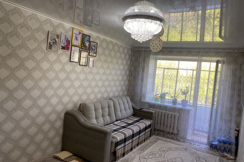 Продаётся 3-комнатная квартира, 60.8 м²