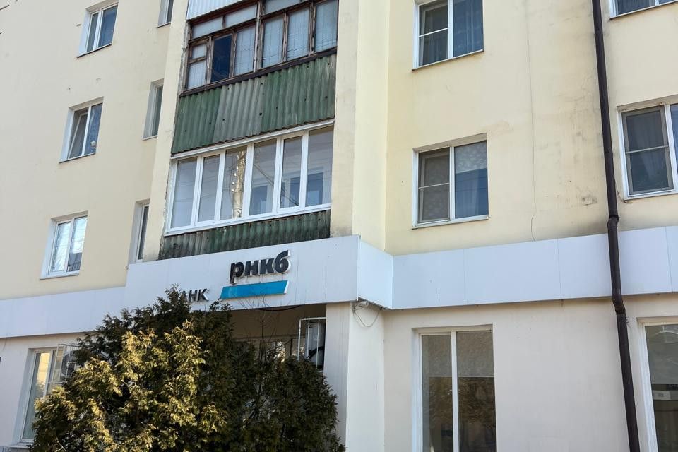 Продаётся 3-комнатная квартира, 64.7 м²