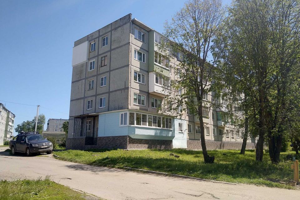 Продаётся 4-комнатная квартира, 57.9 м²