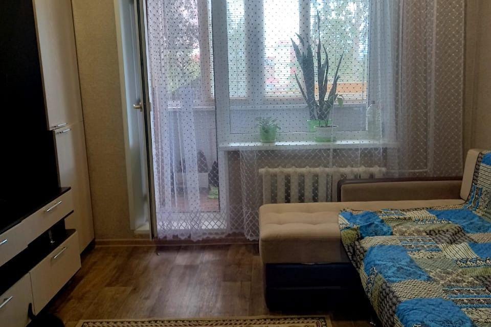 Продаётся 1-комнатная квартира, 32 м²