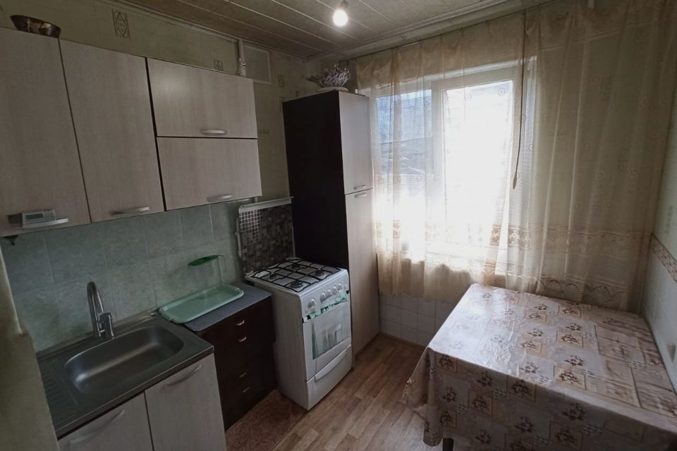 Продаётся 2-комнатная квартира, 43.8 м²