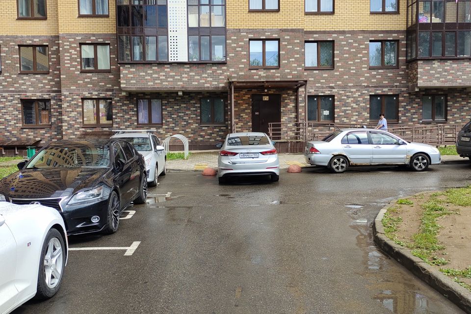Продаётся 2-комнатная квартира, 61.4 м²