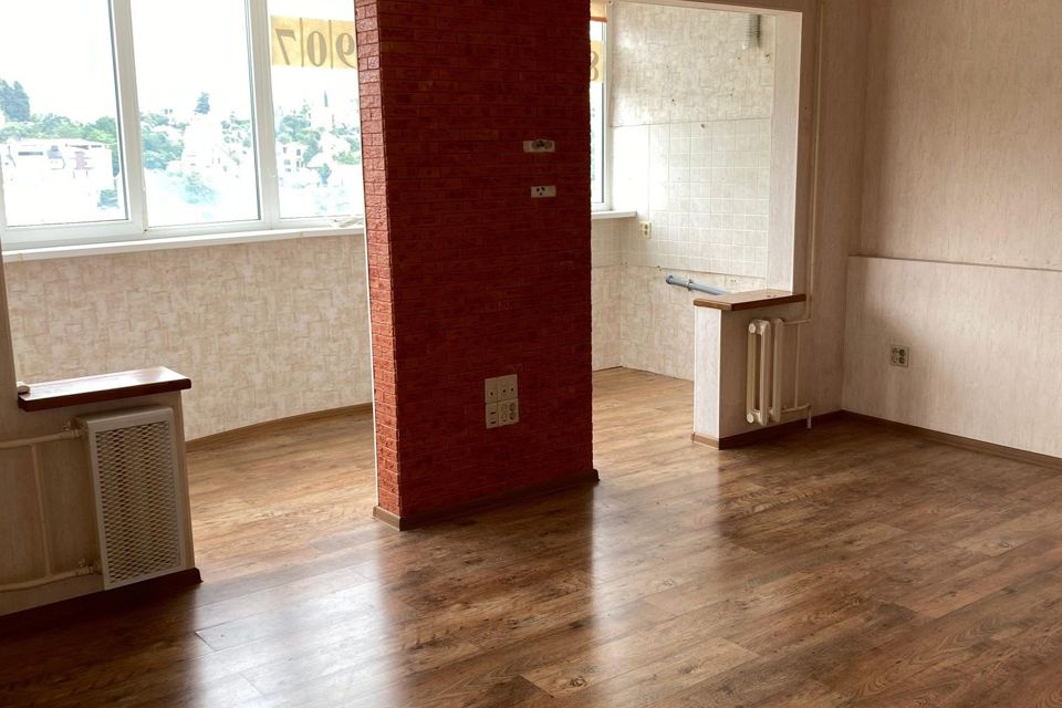 Продаётся 1-комнатная квартира, 47 м²