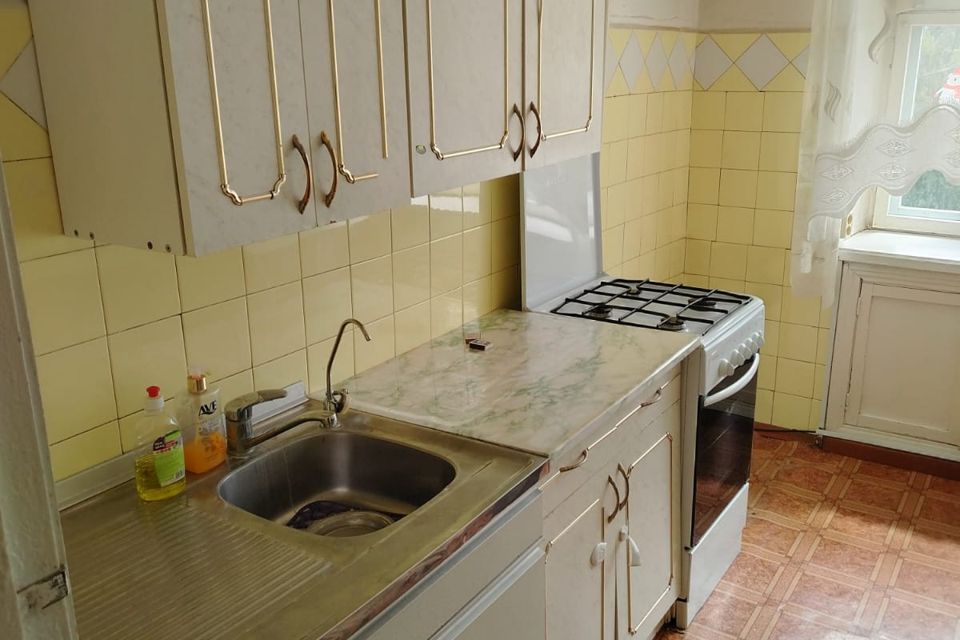 Продаётся 3-комнатная квартира, 62.6 м²